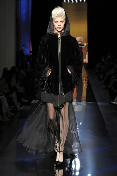 Look 38